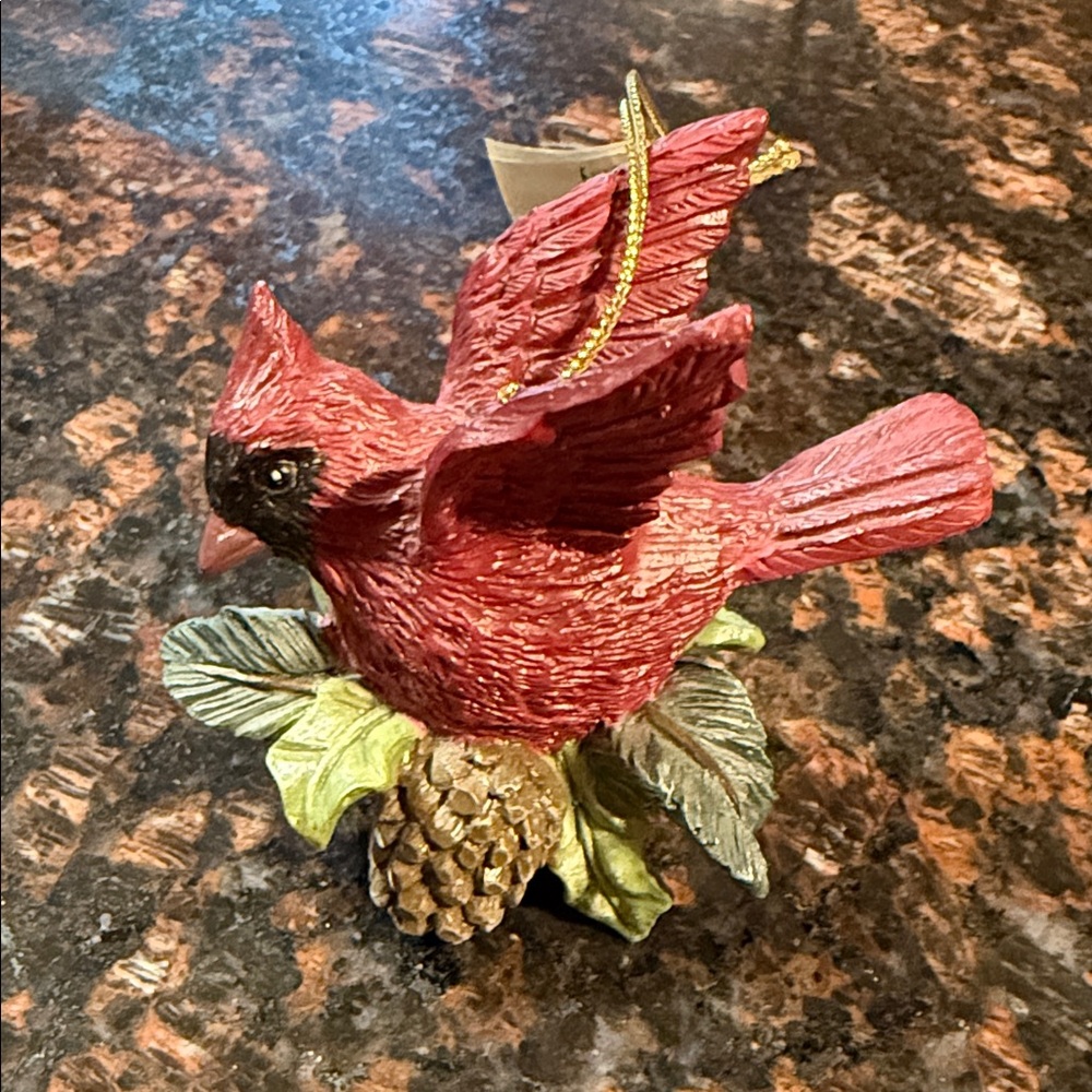 Red Cardinal Bird Ornament Pinecone Xmas decor